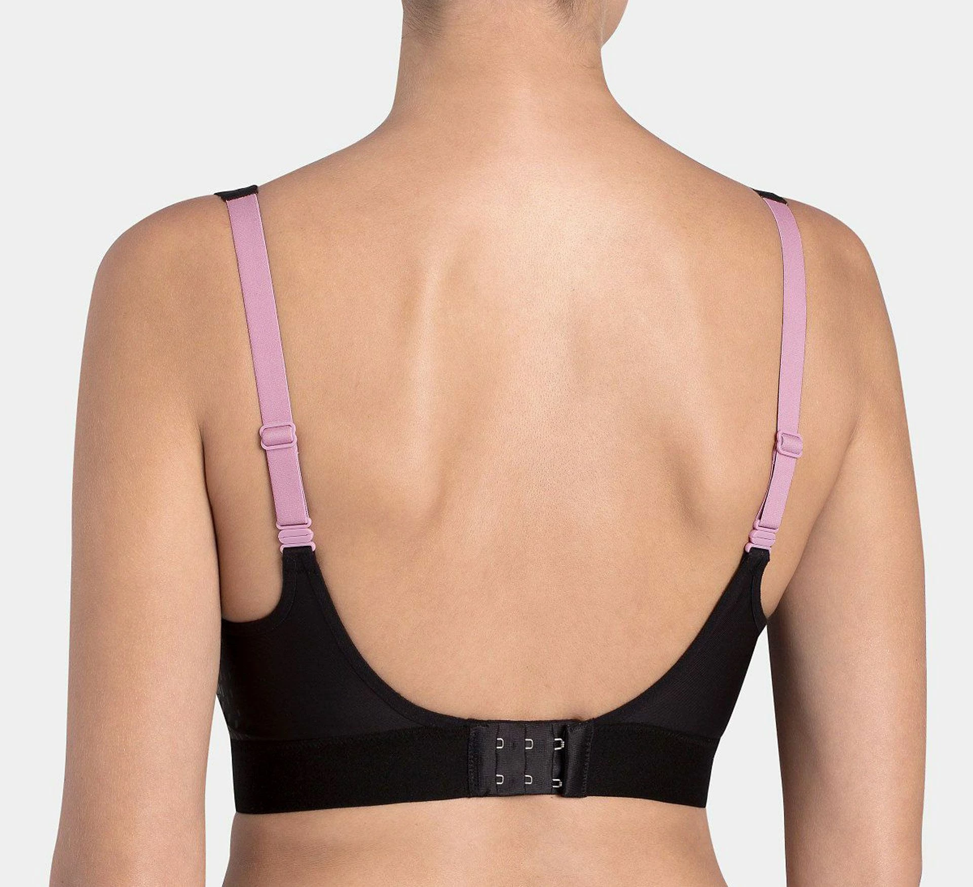 Triumph Triaction Extreme Lite Sports Bra Schwarz – Bild 2